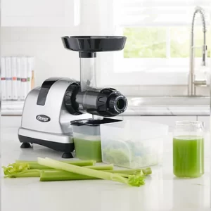 Omega cold press juicer